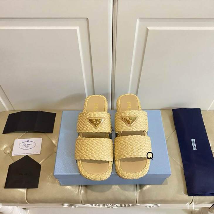 Picture of Prada Slippers _SKUPradasz35-40SY0503163